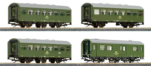Set of 4 Passenger cars<br /><a href='images/pictures/Tillig/01561.jpg' target='_blank'>Full size image</a>